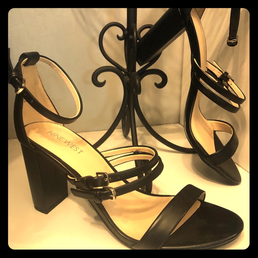 Nine West sandel heels